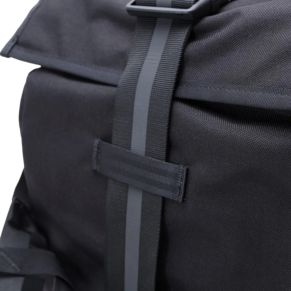 バラージ 18L パック