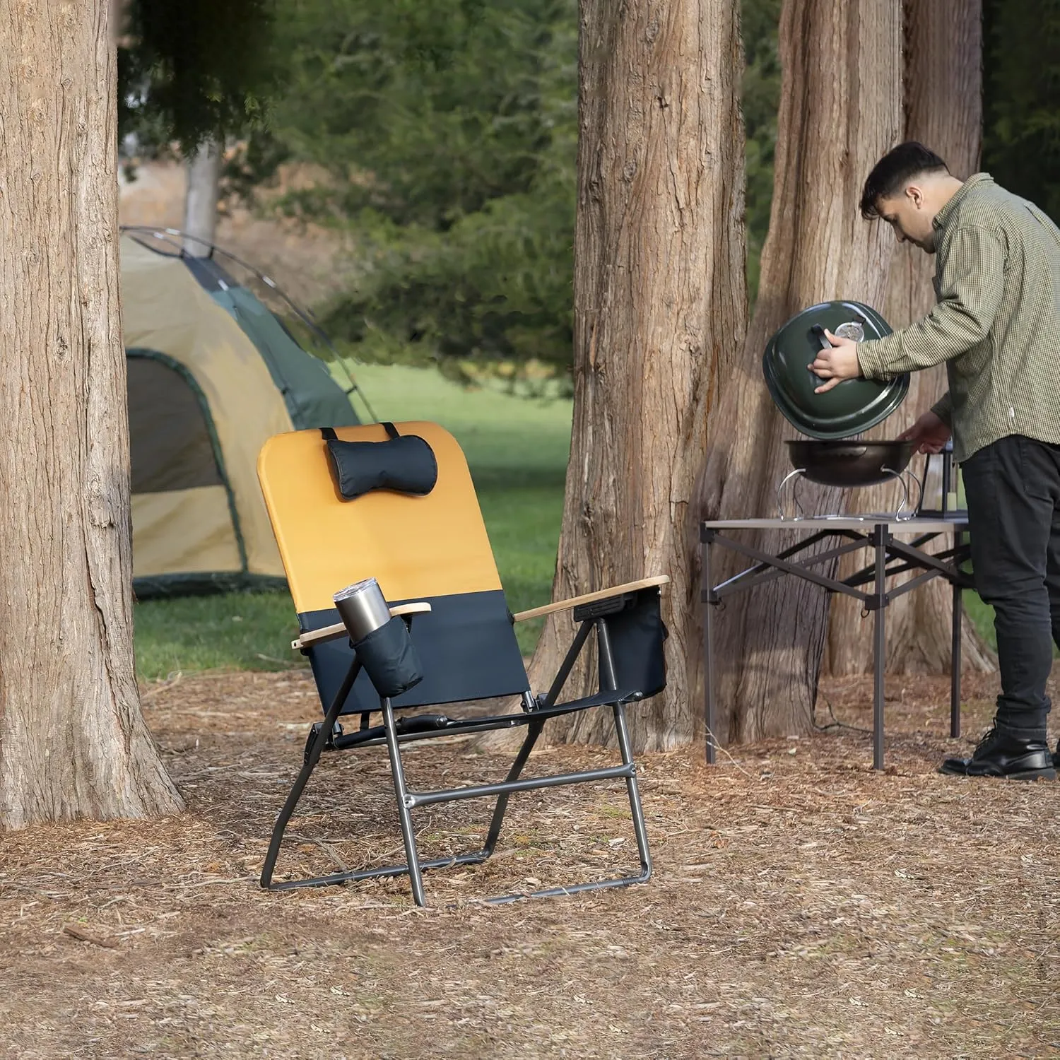 CAMP & GO Selkirk Outdoor Oversized Heavy Duty Comfort Folding Camping Chair, Orange and Navy