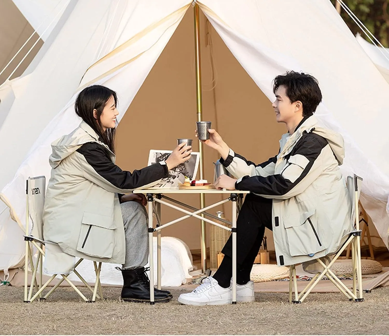 Camping Table Chairs Aluminum Alloy and Chair Set, Outdoor Camping Picnic Table, Quickly Fold and Easy to Carry