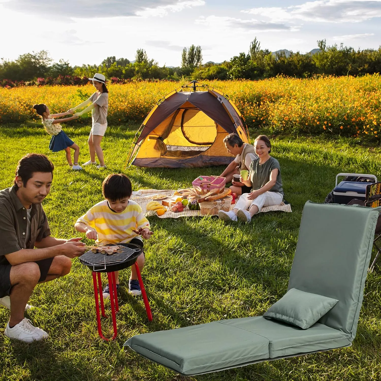 Comfortable Outdoor Folding Chair with Carry Bag, Adjustable Recliner, Lightweight for Travel, Picnic, BBQ, Camping, Light Green