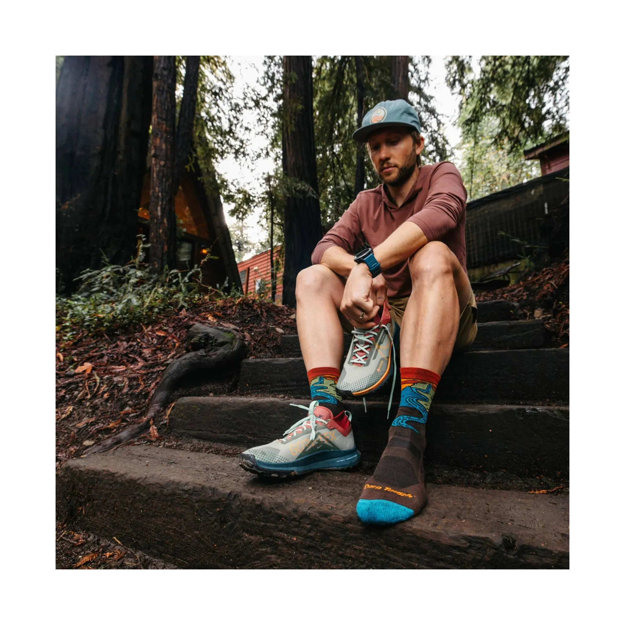 Darn Tough Vermont Men's Chasing Waterfalls Micro Crew Lightweight Hiking Sock - Earth