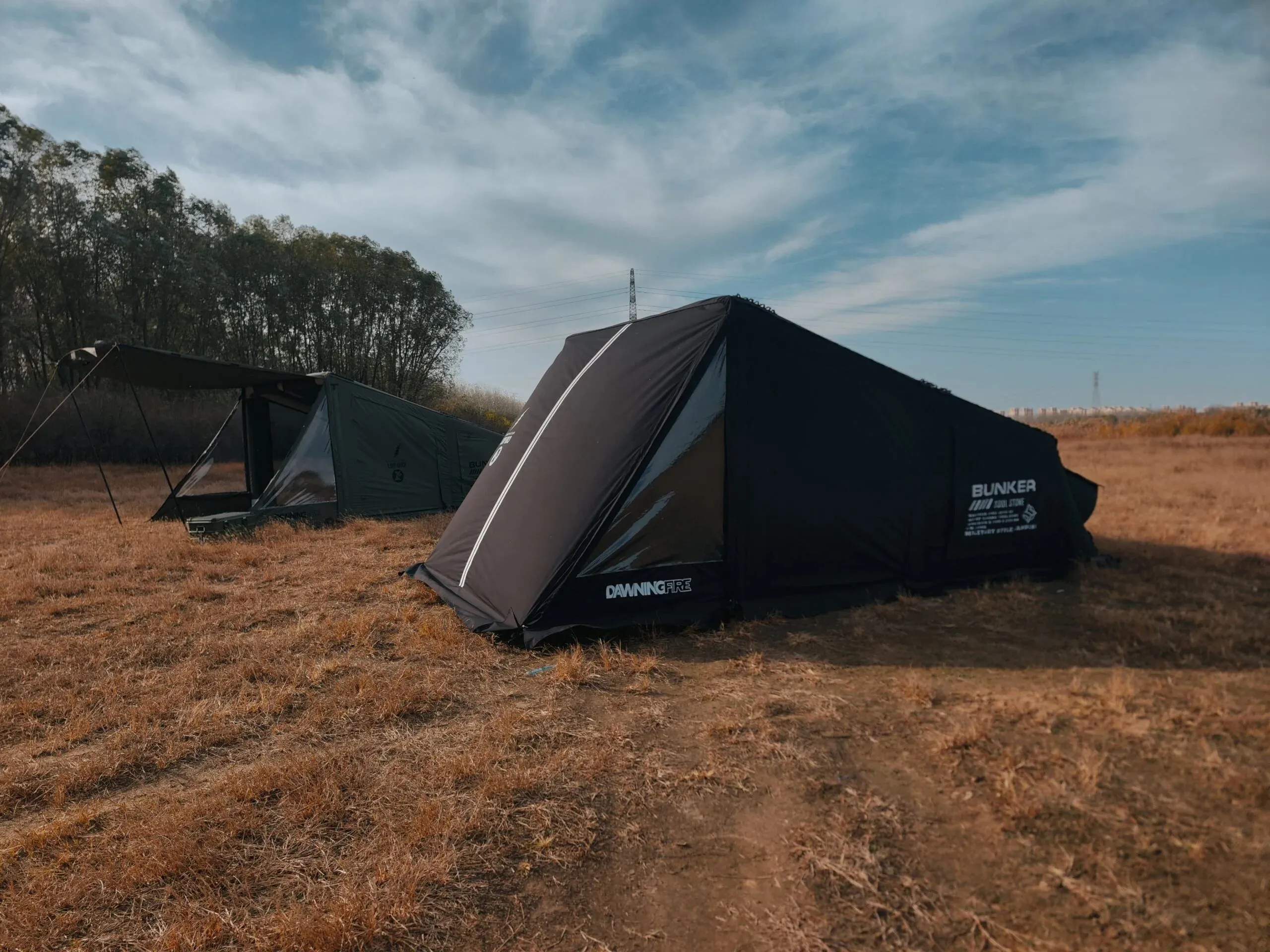 Dawning Fire Bunker 2-4 person Tent - Black