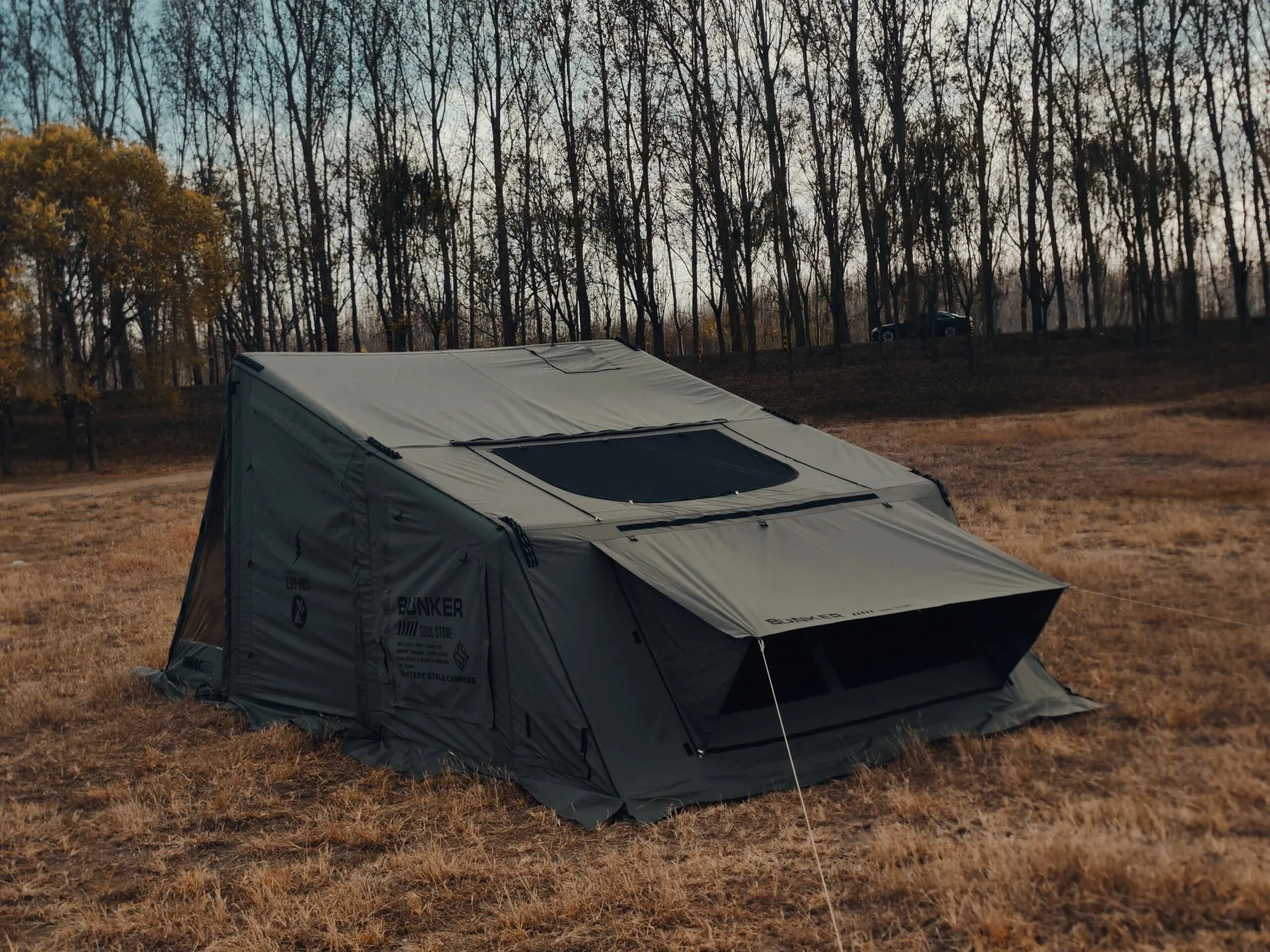 Dawning Fire Bunker 2-4 person Tent - Black