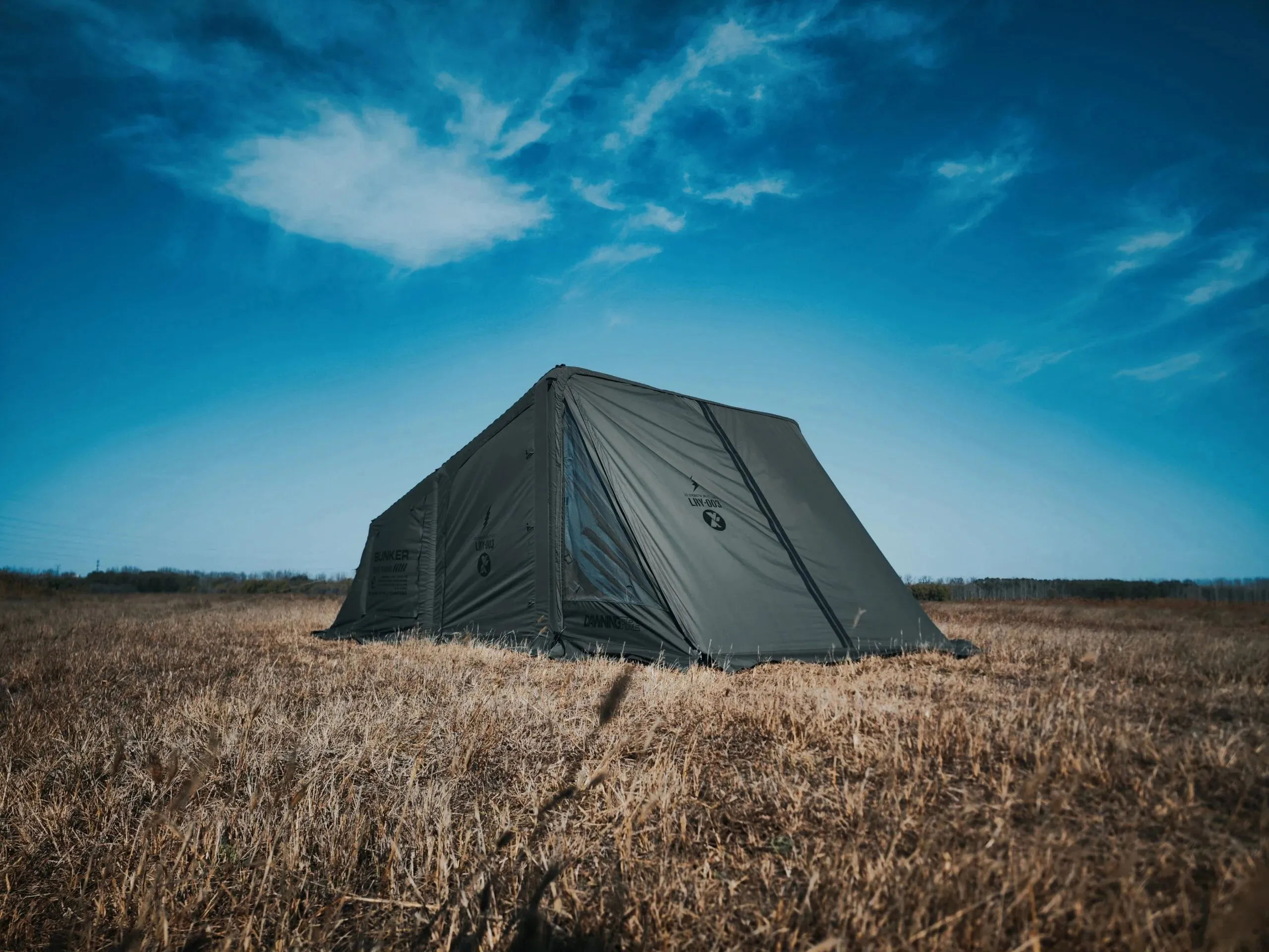 Dawning Fire Bunker 2-4 person Tent - Black