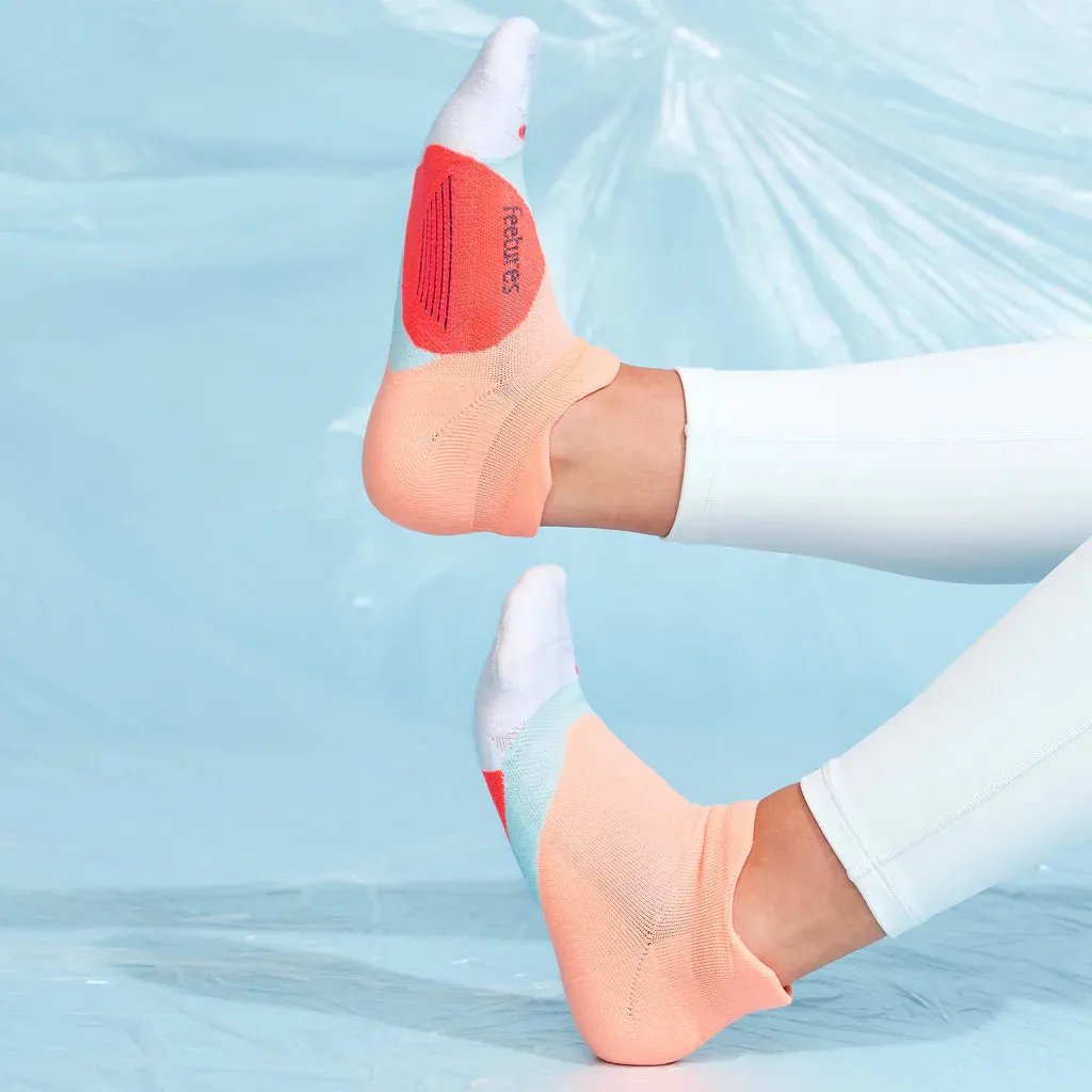 Feetures Elite Light Cushion No Show Socks