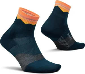Feetures Trail Max Cushion Mini Quarter Sock - Hiking Socks for Men & Women - (1 Pair)