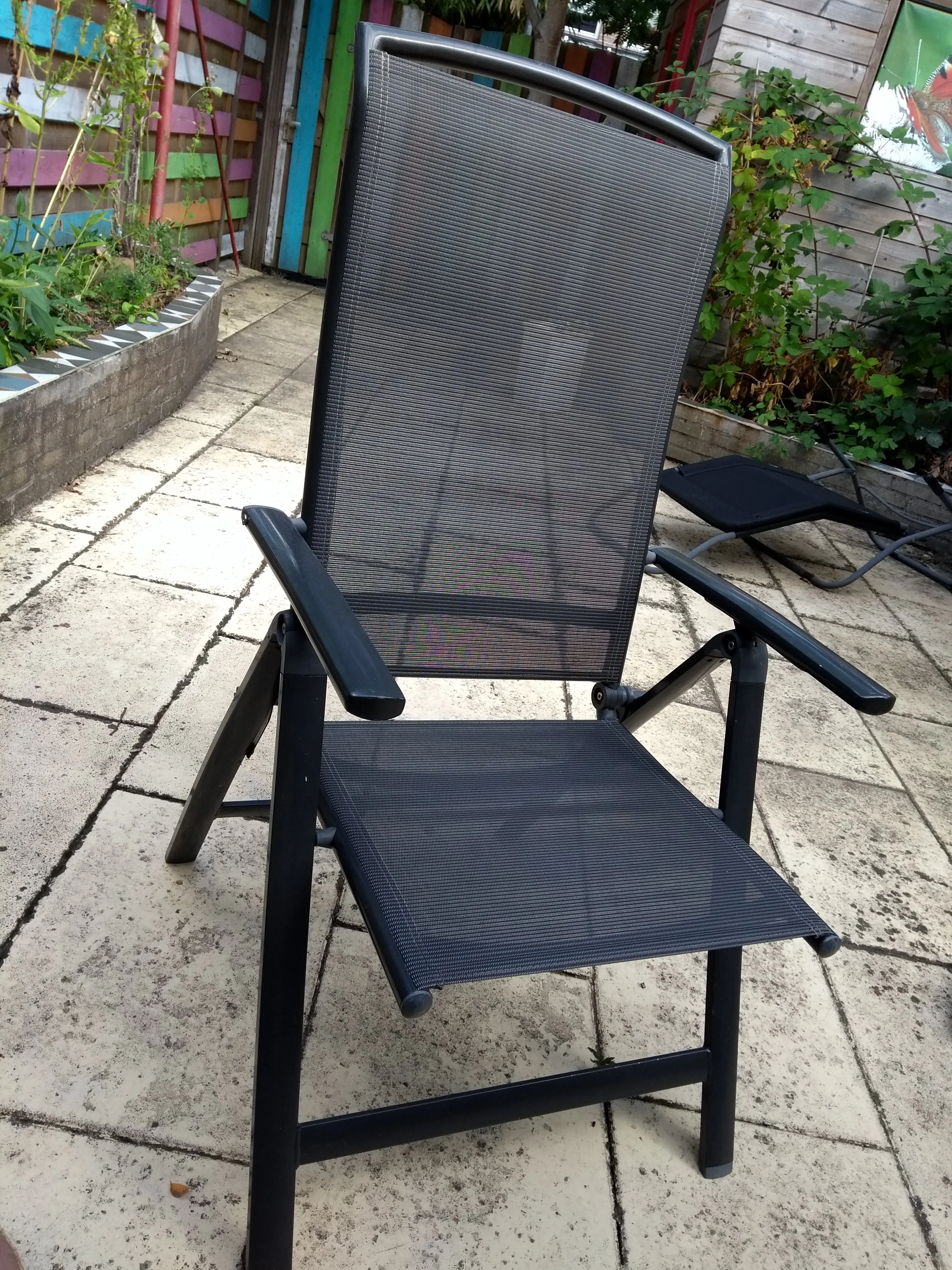 Foldable Camping and Garden Chairs: Outdoor Comfort and Style