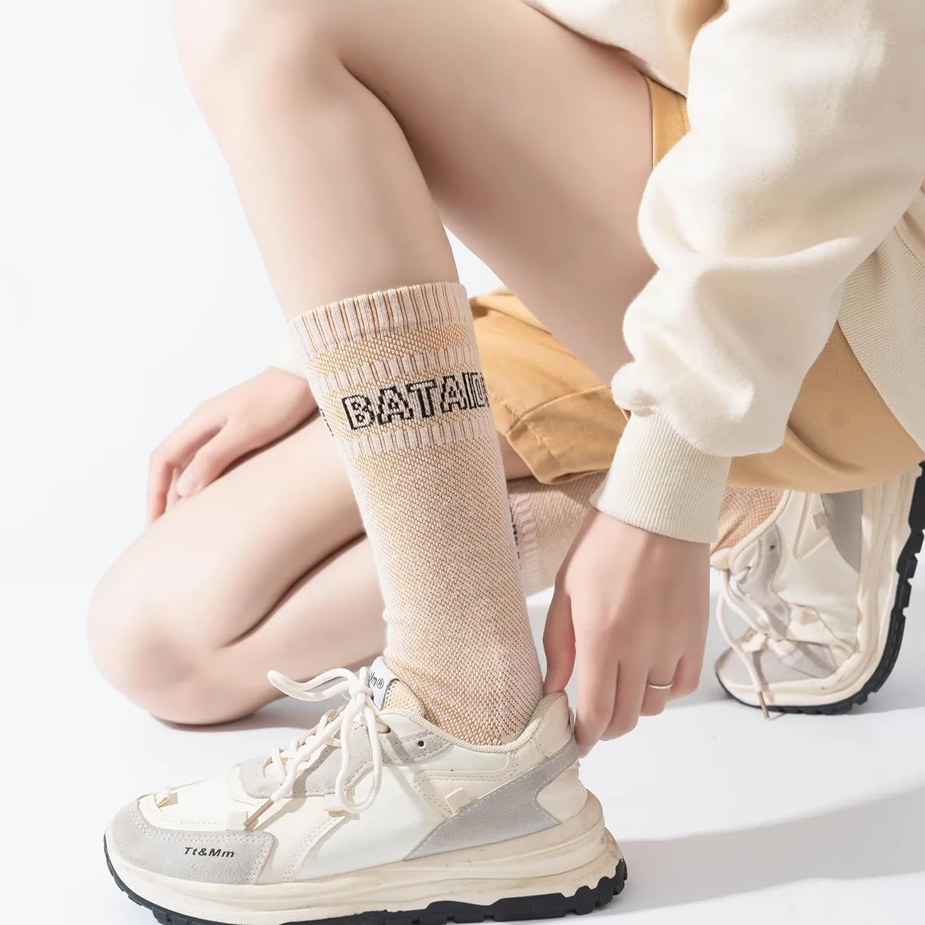 Hiking Crew Socks Running Athletic Thick Cushion Compression Moisture Wicking Walking Socks 3 Pairs