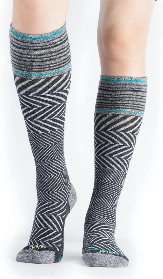 JAVIE 76% Merino Wool Compression Socks 15-20mmHg Seamless Toe for Women & Men