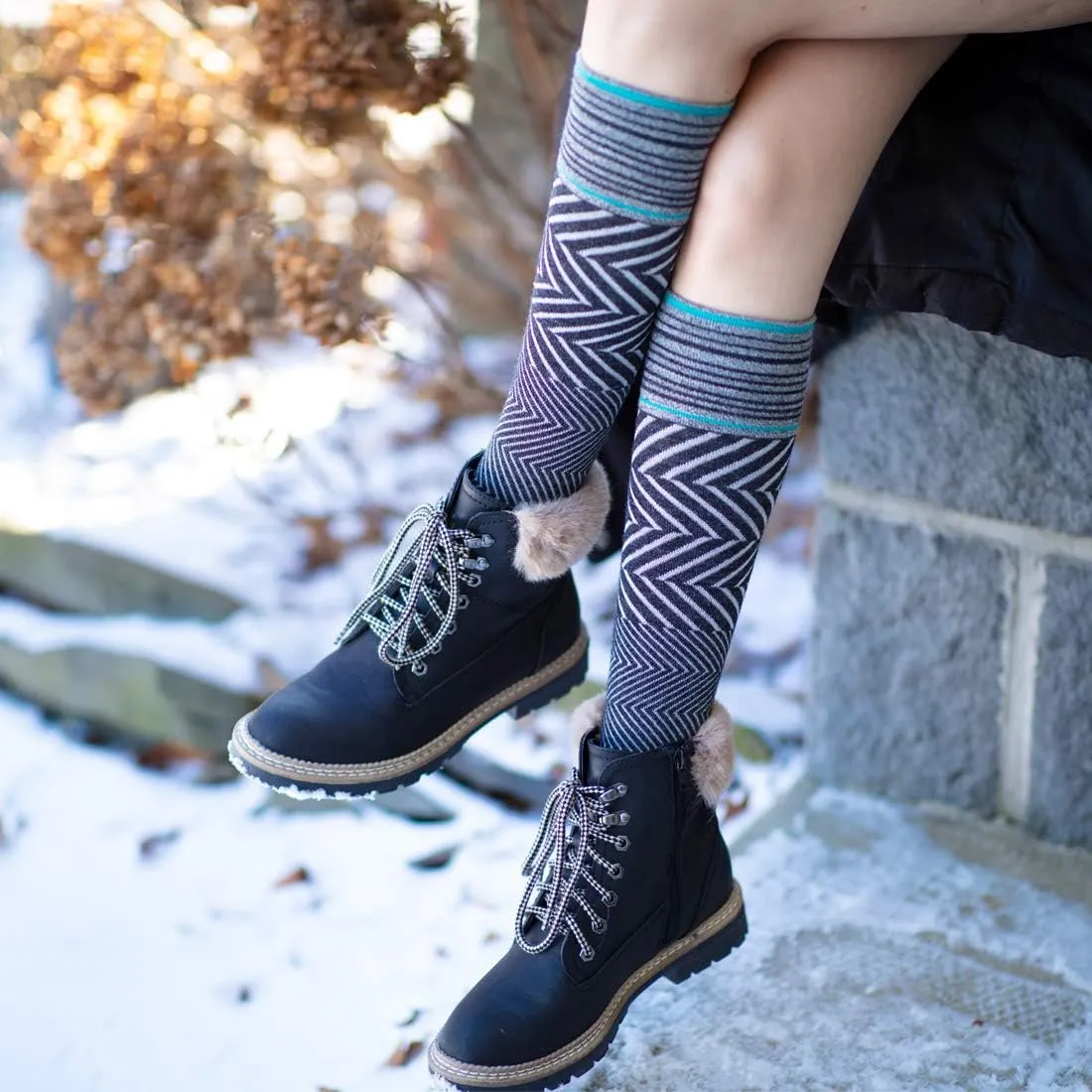 JAVIE 76% Merino Wool Compression Socks 15-20mmHg Seamless Toe for Women & Men