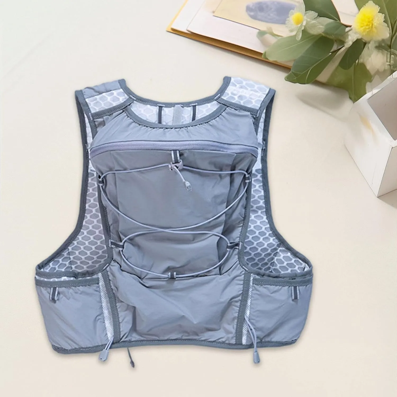 Lightweight Hydration Backpack Water Pack Sport Bag Adjustable Reflective Daypack Rucksack for Cycling Climbing Trail Biking