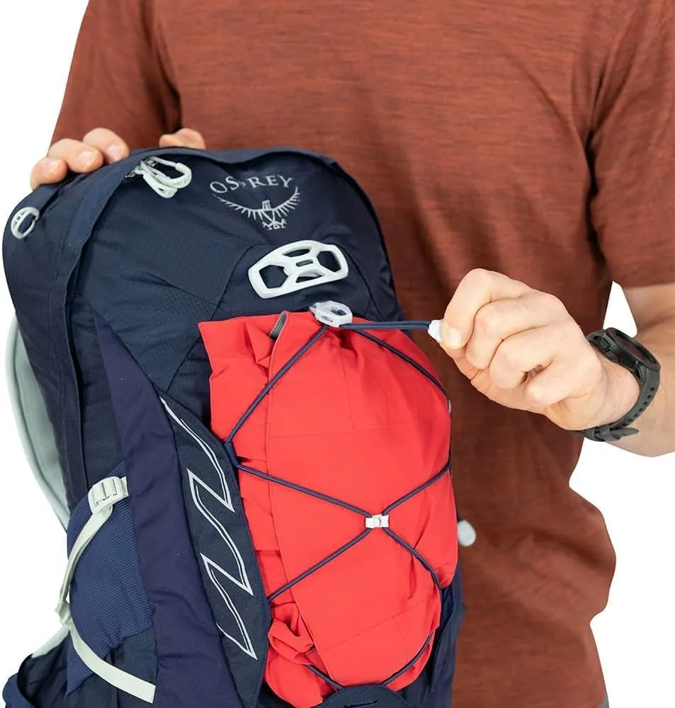 Osprey Talon 11L Men's Hiking Backpack with Hipbelt, Stealth Black, S/M