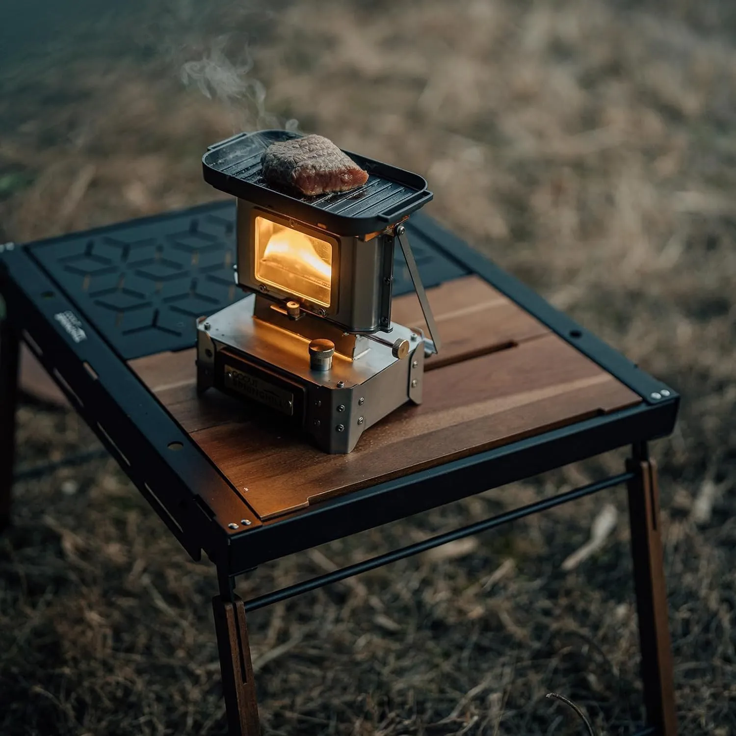 Outdoor Camping Storage Table Includes Lamp Pole Combination Table Multifunctional Lightweight Portable Foldable Table (B)