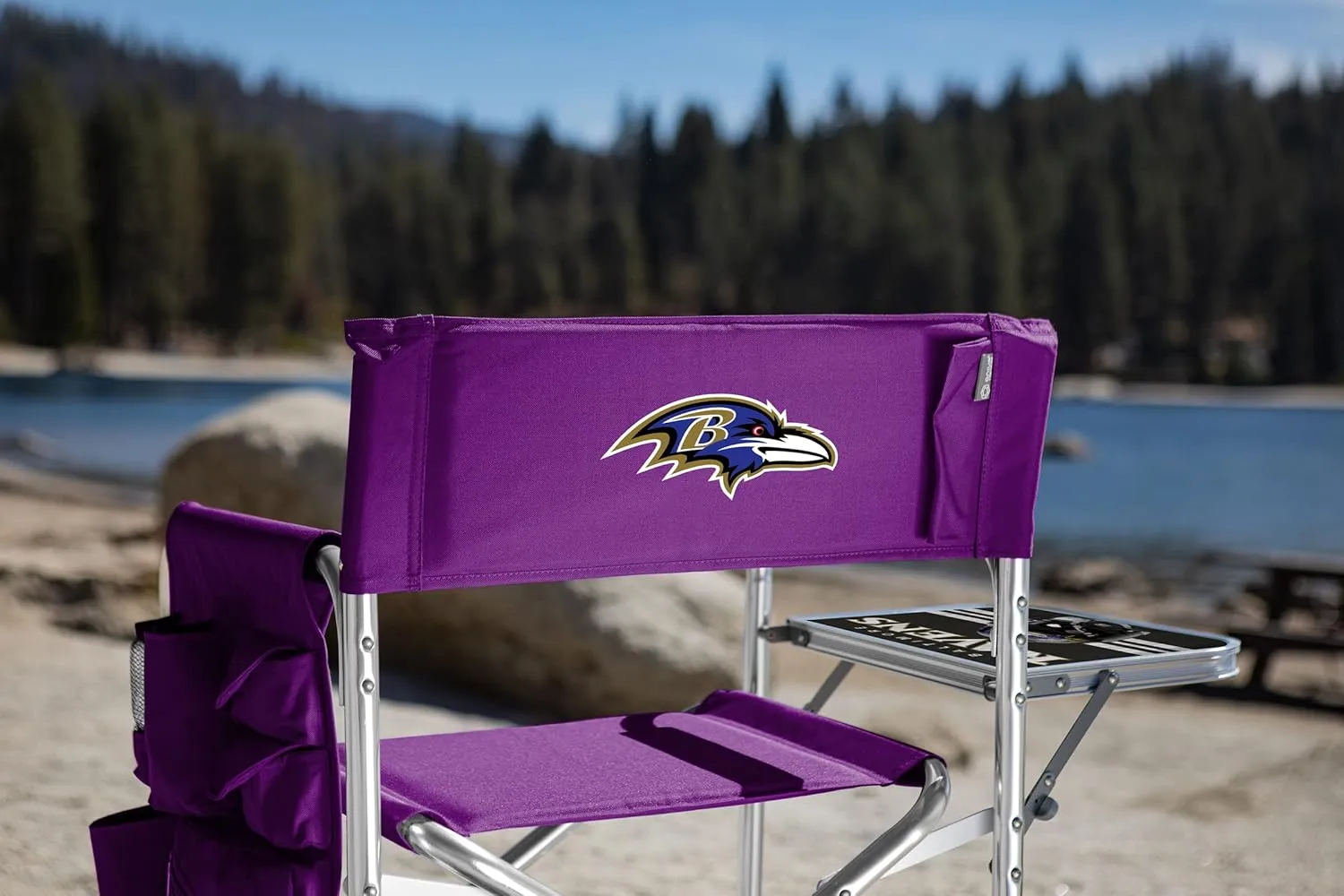 PICNIC TIME NFL Unisex-Adult NFL Sports Chair with Side Table, Beach Chair, Camp Chair for Adults