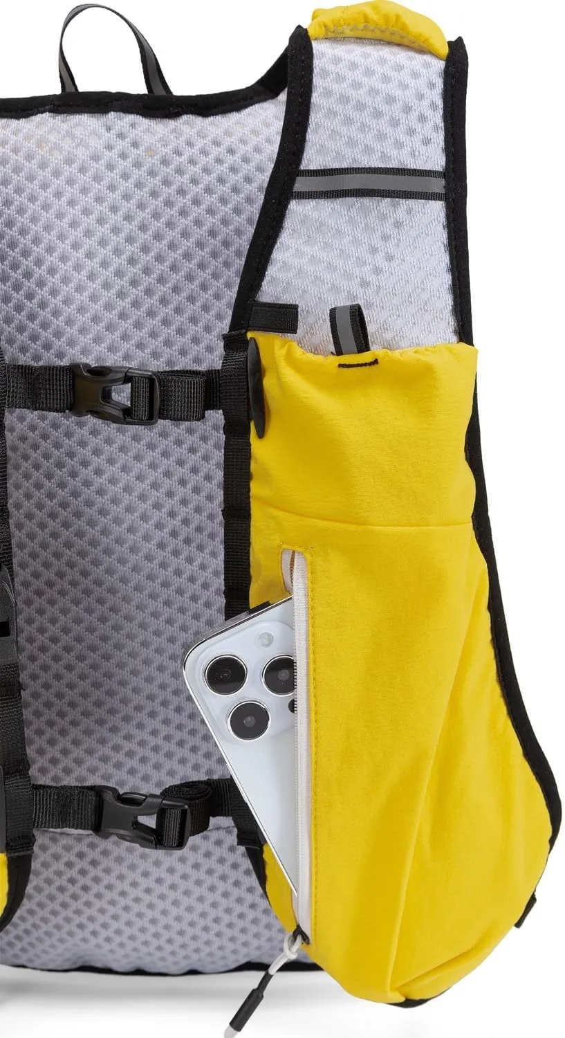 Running Vest for Women and Men Lightweight Hydration Backpack Pack with 1.5L Water Bladder Bag Running Gear Accessories for Hiking Trail Cycling Marathon