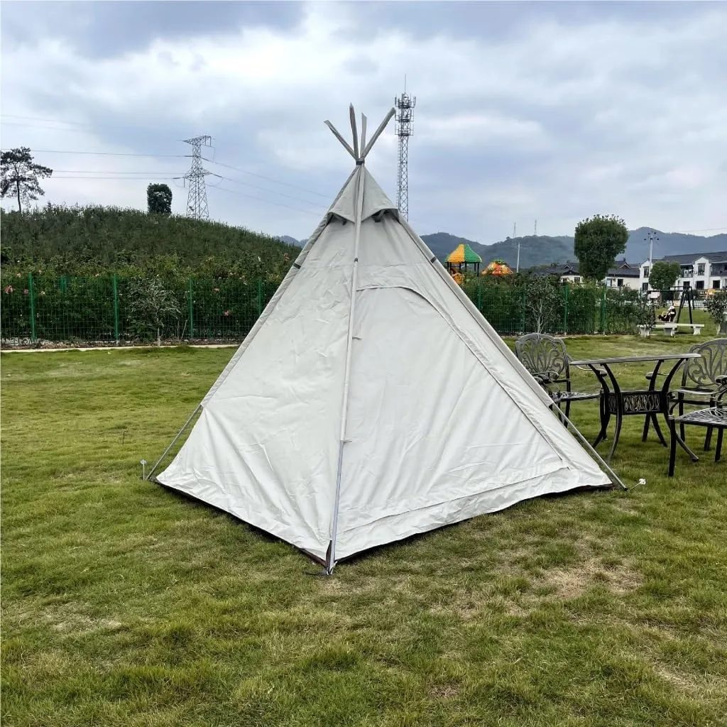 Spacious and Lightweight Portable Outdoor Camping Tent Outdoor Autumn Camping Oxford Cloth Tent Canopy UV-Proof and Waterproof Outdoor Tent