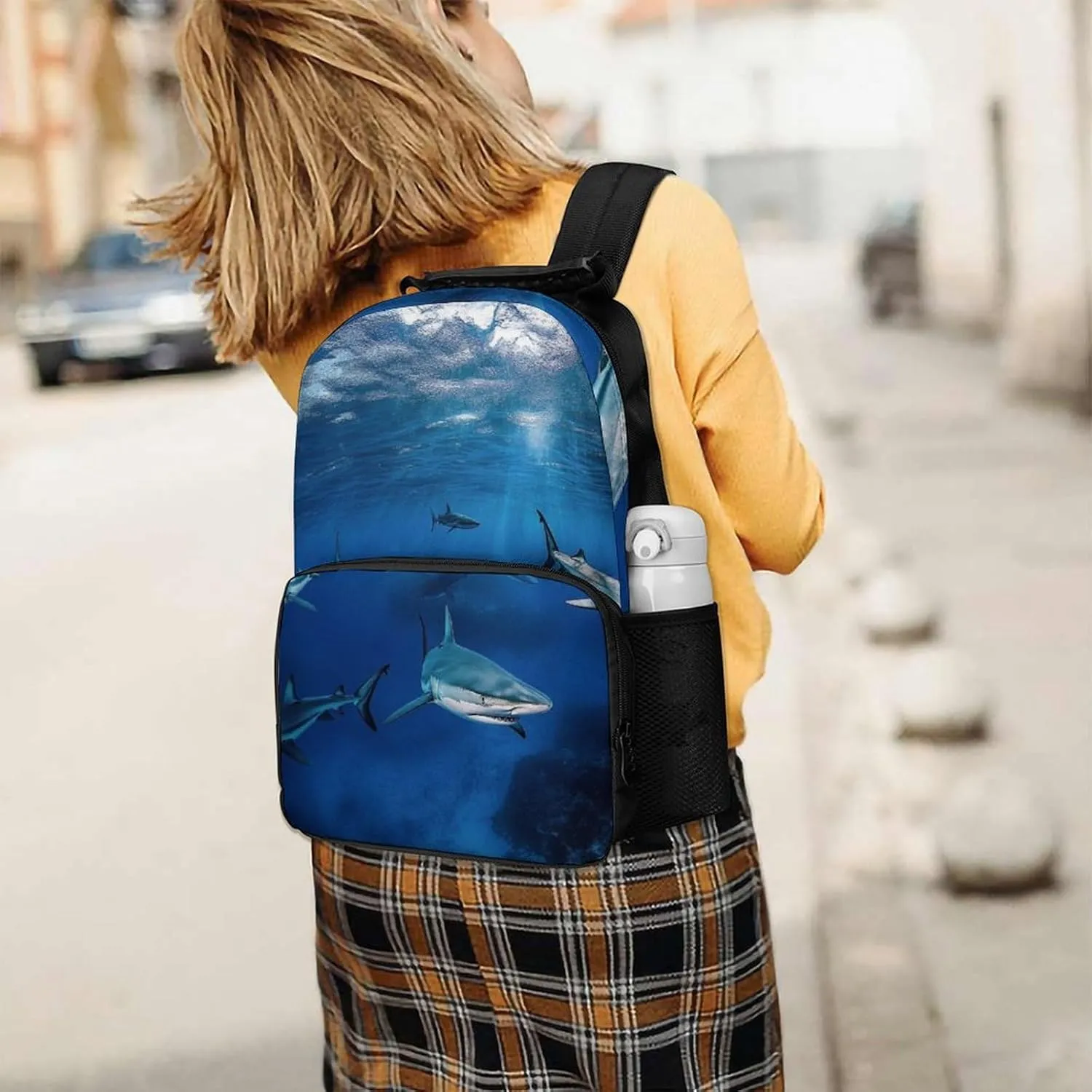 Supdreamc Men Women Polyester Blue Ocean Sea Shark Daypack Bookbag Big Capacity Shoulder Bag With Padded Straps for Climbing Travel Walking Cycling