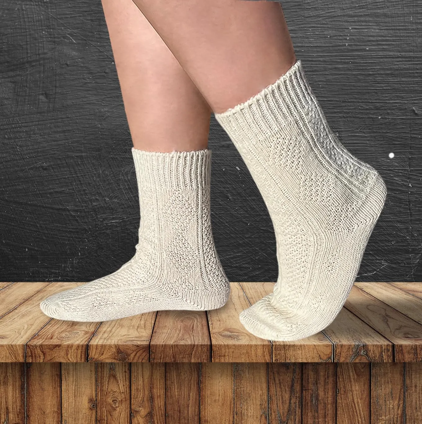 Traditional Vintage Motif Merino Wool Thick Boot Warm Hiking Socks Women and Men Outdoor Athlete Warm Suitable Winter