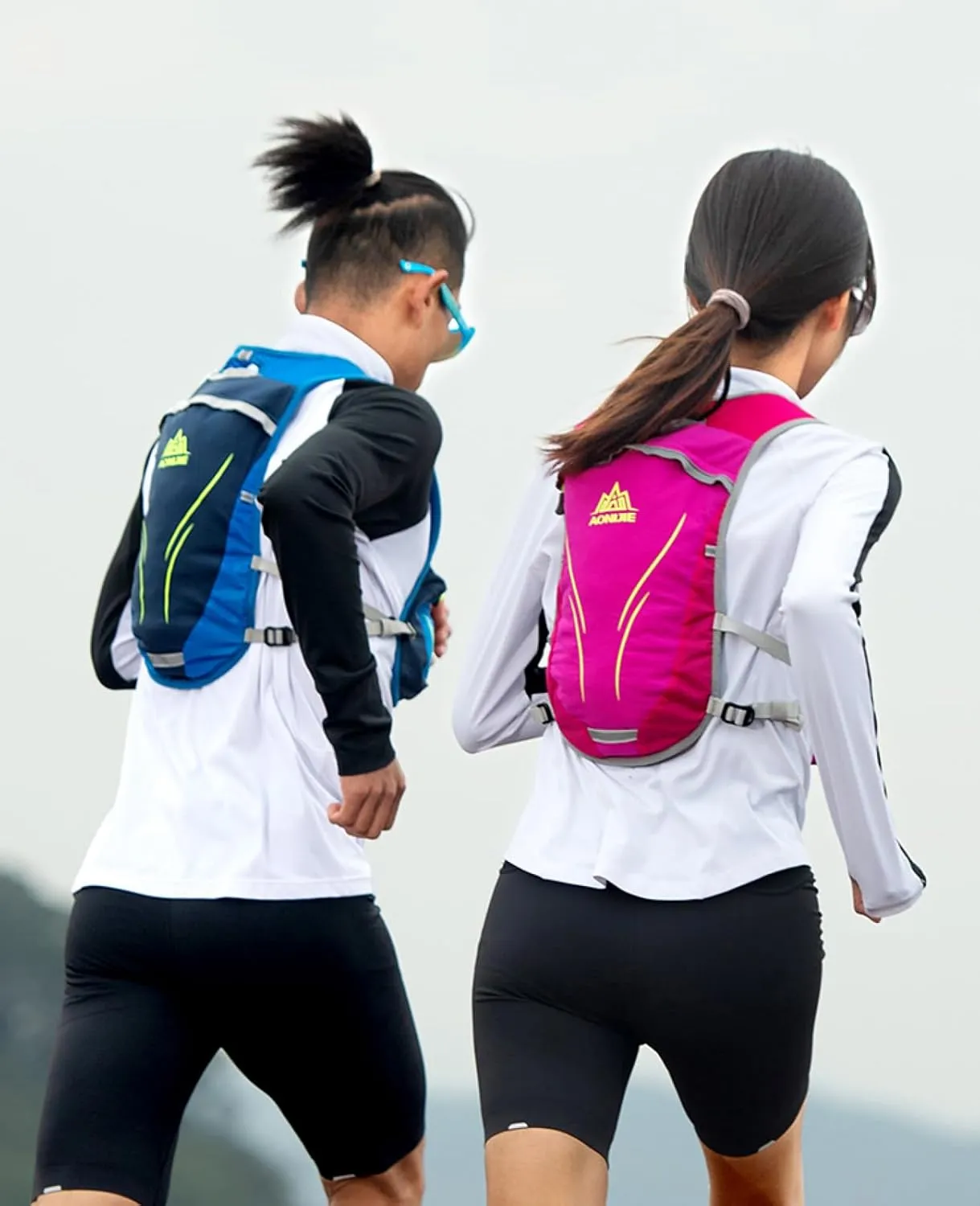 TRIWONDER Running Hydration Vest Water Pack Backpack for Women Men 5.5L 5L Runner Trail Race Marathon Cycling Hiking Jogging