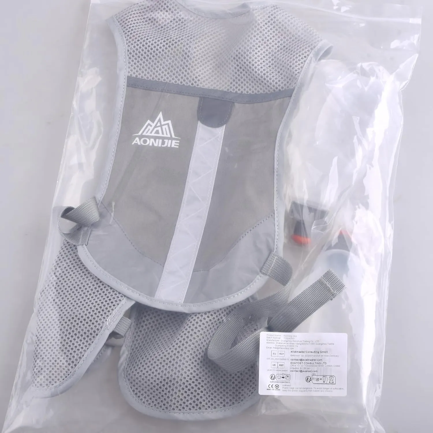 TRIWONDER Running Hydration Vest Water Pack Backpack for Women Men 5.5L 5L Runner Trail Race Marathon Cycling Hiking Jogging