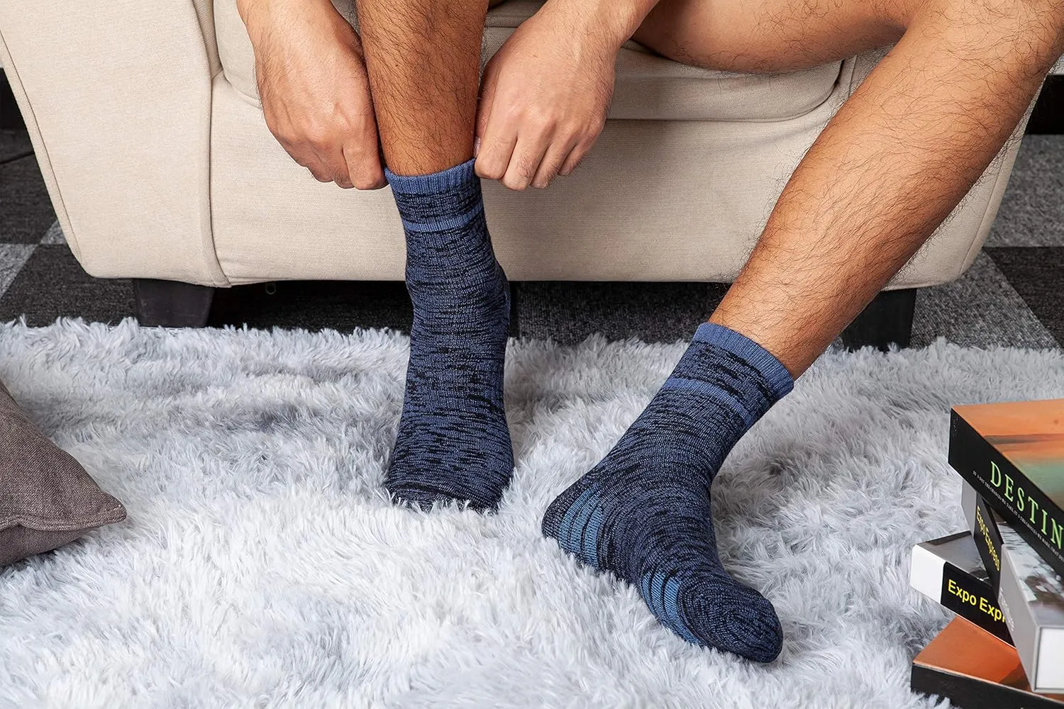 u&i Men's Performance Cushion Cotton Athletic Quarter Crew Socks (4-Pack/8-Pack)