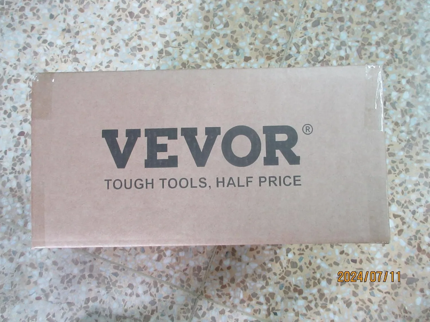 VEVOR Tarp Waterproof 20x30 ft, Plastic Poly Tarp Cover 10 Mil, Multi Purpose Tear UV and Temperature Resistant Outdoor Tarpaulin with High Durability Reinforced Grommets (Silver/Brown)