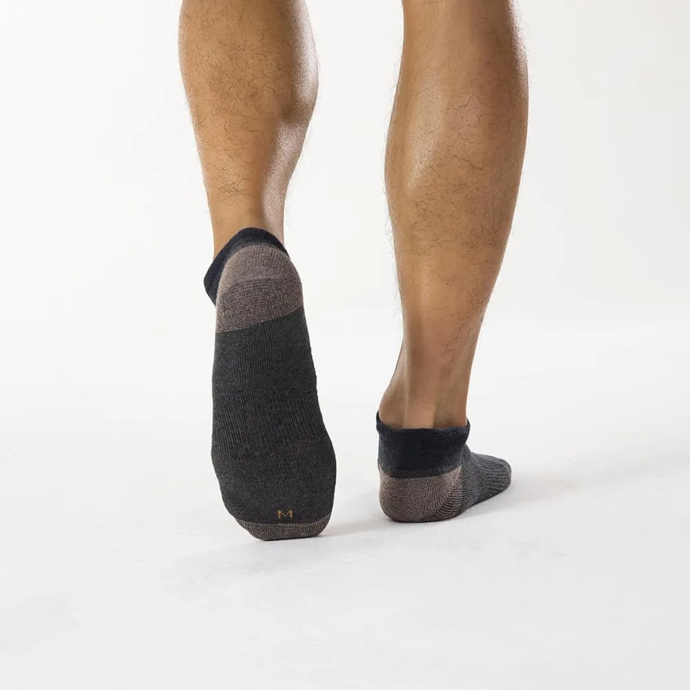 WANDER Merino Wool Ankle Running Hiking Socks 3 Pairs Lightweight Cushioned Sweat-Wicking No Show Athletic Socks Men Women