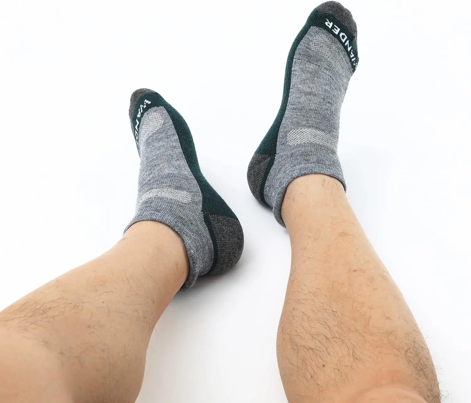 WANDER Merino Wool Ankle Running Hiking Socks 3 Pairs Lightweight Cushioned Sweat-Wicking No Show Athletic Socks Men Women