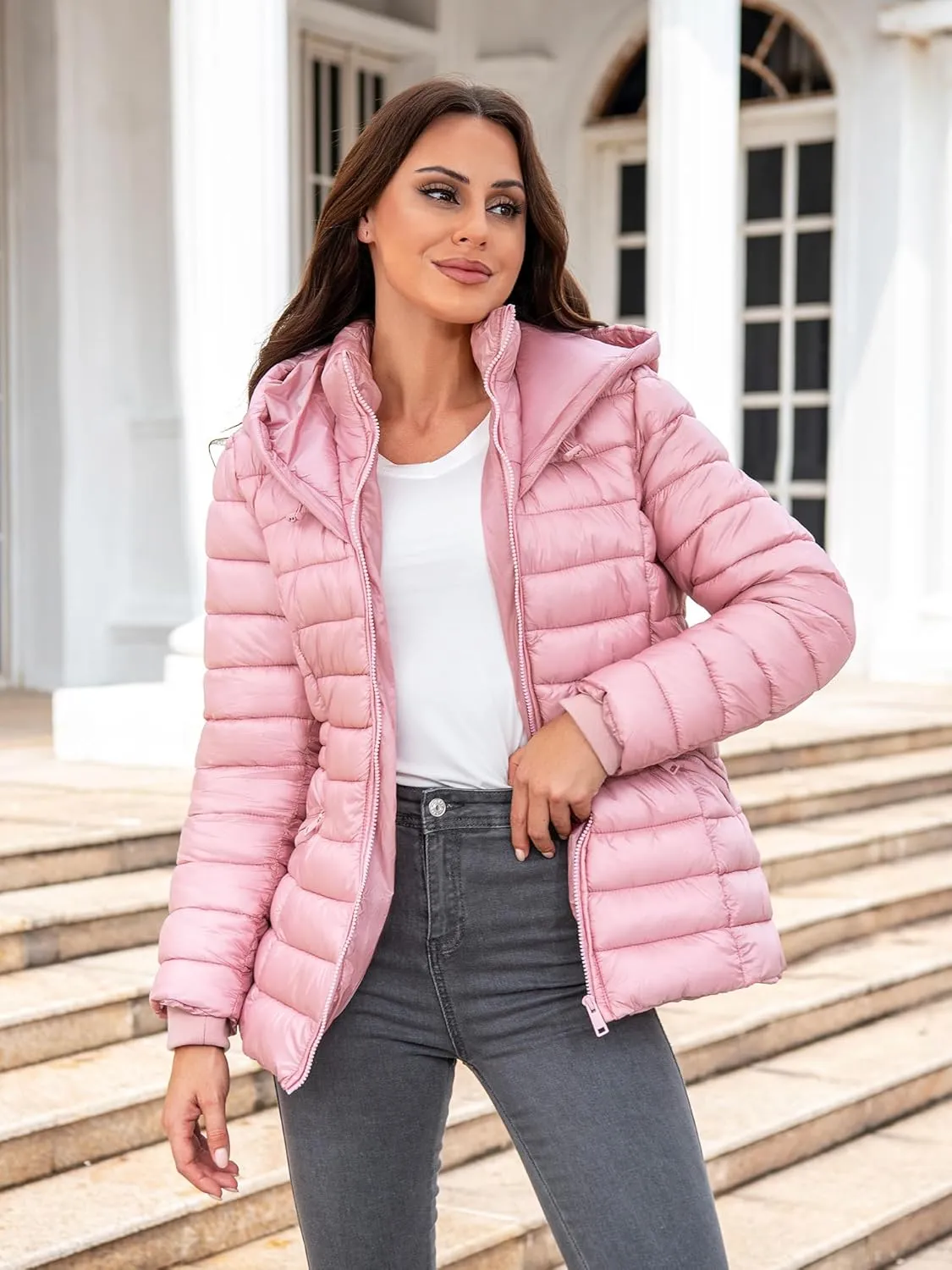 Women's Quilted Lightweight Puffer Jacket Zip Up Winter Warm Long-Sleeve Hooded Short Padded Coat with Pockets