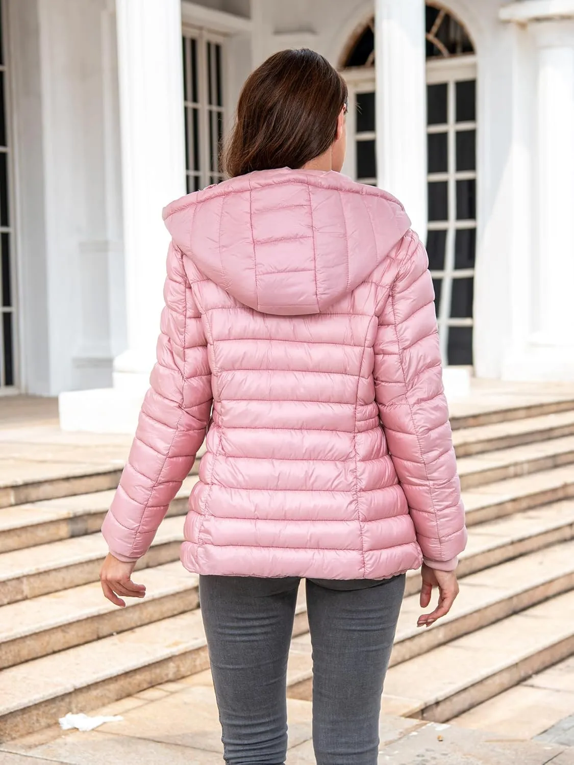 Women's Quilted Lightweight Puffer Jacket Zip Up Winter Warm Long-Sleeve Hooded Short Padded Coat with Pockets